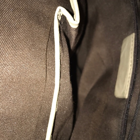 Cream Boutique Bag - Picture 3 of 3